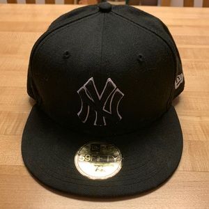 Yankees 59Fifty Cap.